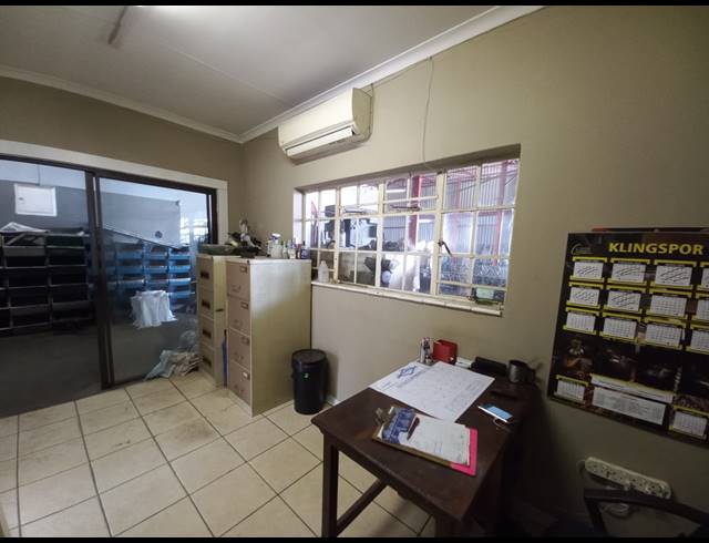 440M² MINI FACTORY TO LET IN KNIGHTS